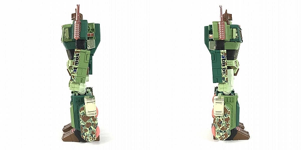 実際に弊社で買取させて頂いたTAKARA TOMY×atmos/タカラトミー×アトモス トランスフォーマー マスターピース サイバトロン総司令官 コンボイ MP-10DCの画像 2枚目