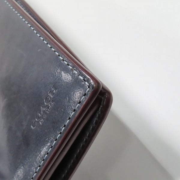 実際に弊社で買取させて頂いたcoach/コーチ 水牛レザー 55249B 二つ折り長財布 の画像 8枚目