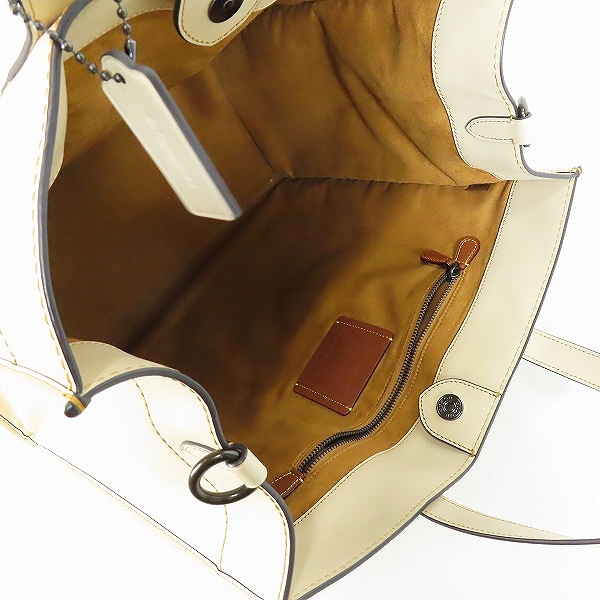 実際に弊社で買取させて頂いたCOACH/コーチ 23AW フィールド トート 40 レキシー スペース トートバッグの画像 3枚目