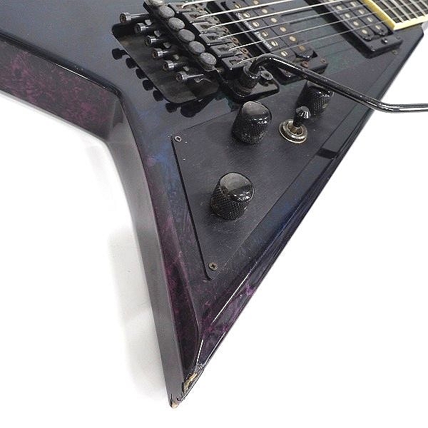 実際に弊社で買取させて頂いた★Jackson USA/ジャクソン Randy V タイプ/ランディV エレキギター ダンカン製PU・フロイドローズ搭載 ハードケース付の画像 5枚目