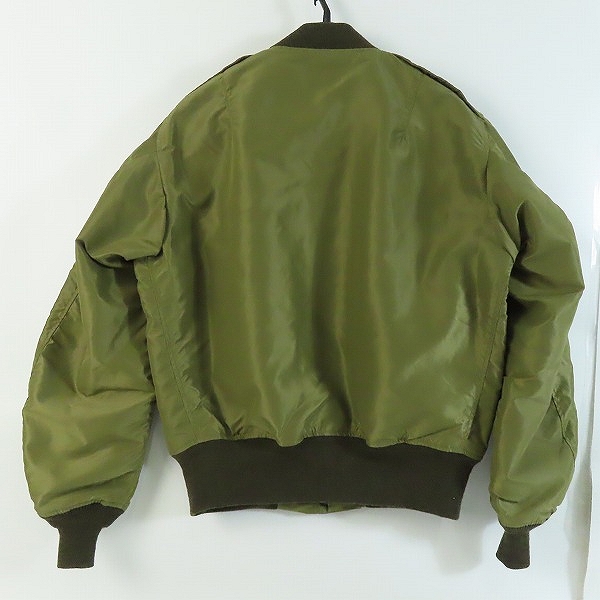 実際に弊社で買取させて頂いた【未使用】BUZZ RICKSONS/バズリクソンズ  L-2 AMERICAN PAD & TEXTILE CO.フライトジャケット BR11130 /40の画像 1枚目