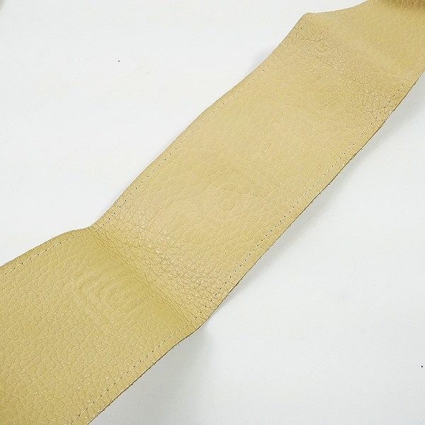 実際に弊社で買取させて頂いたYAMAHA/ヤマハ Roland/ローランド レザー ギターストラップ ベースストラップ 2点セットの画像 2枚目