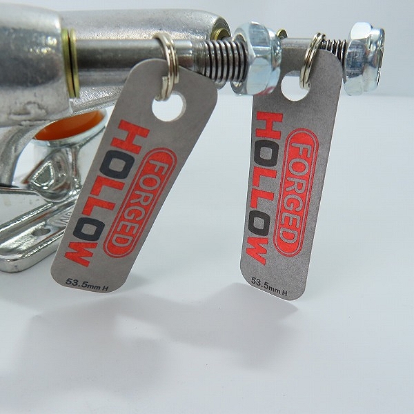 実際に弊社で買取させて頂いた(9)【未使用】INDEPENDENT/インディペンデント 144 STAGE 11 FORGED HOLLOW SILVER スケートボード トラックの画像 4枚目