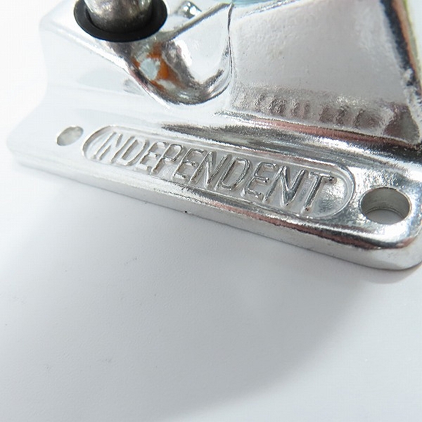 実際に弊社で買取させて頂いた(7)【未使用】INDEPENDENT/インディペンデント 144 STAGE 11 FORGED HOLLOW SILVER スケートボード トラックの画像 4枚目