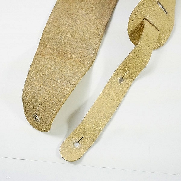 実際に弊社で買取させて頂いたYAMAHA/ヤマハ Roland/ローランド レザー ギターストラップ ベースストラップ 2点セットの画像 4枚目