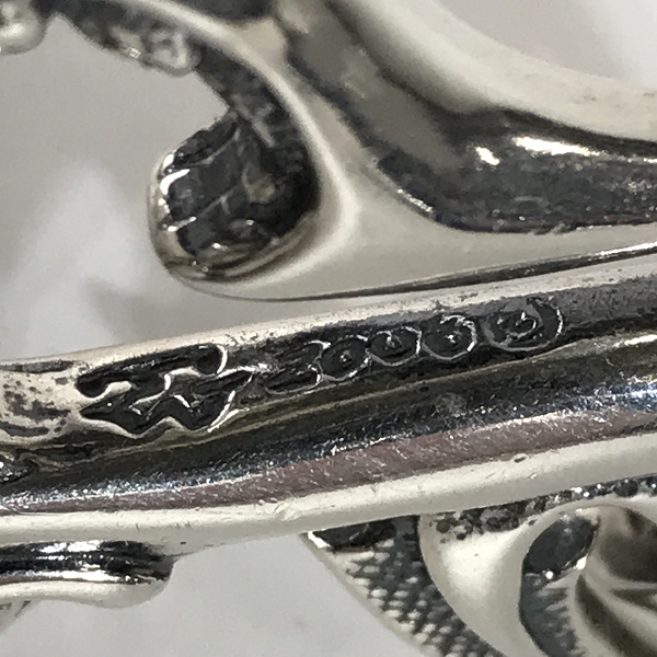 実際に弊社で買取させて頂いたTRAVIS WALKER/トラヴィスワーカー ドラゴンテイルペンダント/チェーン付きの画像 6枚目