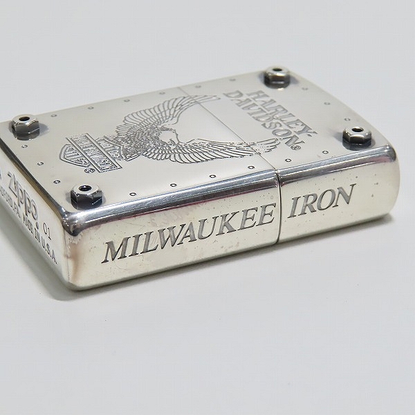実際に弊社で買取させて頂いたZIPPO/ジッポー HARLEY-DAVIDSON/ハーレーダビッドソン MILWAUKEE IRON ナット/イーグル/2001年製の画像 6枚目