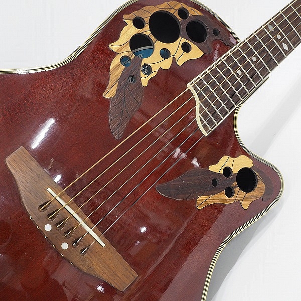 実際に弊社で買取させて頂いた★Ovation/オベーション Celebrity Deluxe CS247 エレアコ/アコースティックギター/アコギ ハードケース付の画像 5枚目