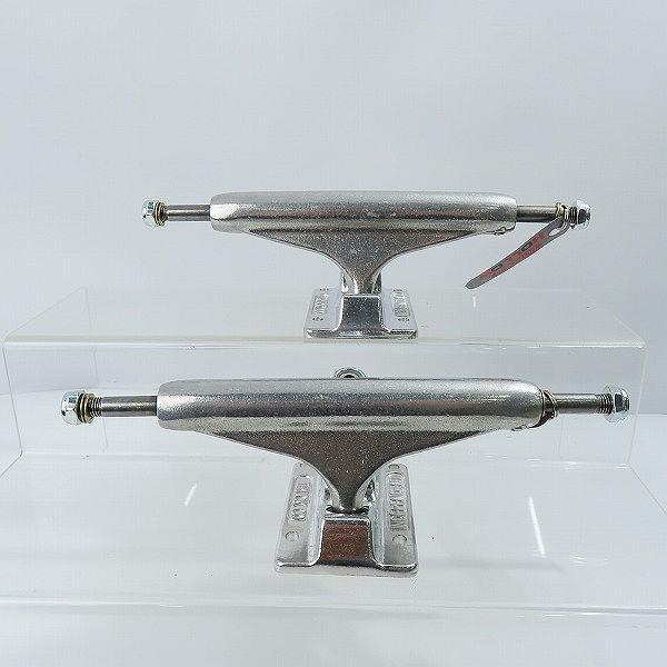 実際に弊社で買取させて頂いた(1)【未使用】INDEPENDENT/インディペンデント 144 STAGE 11 FORGED HOLLOW SILVER スケートボード トラックの画像 2枚目