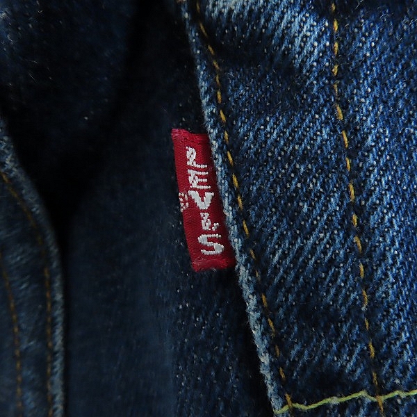 実際に弊社で買取させて頂いたLEVI'S/リーバイス 501XX 復刻 刻印555 ビッグE 赤耳 米国製 デニムパンツ 47501-0117/W32L36の画像 7枚目
