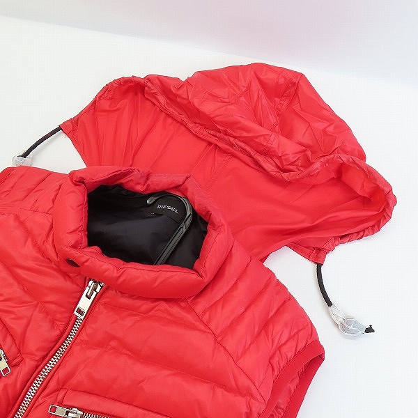 実際に弊社で買取させて頂いたDIESEL/ディーゼル 隠しフード付き フェザー混ダウンベスト 00E8F203/Mの画像 7枚目