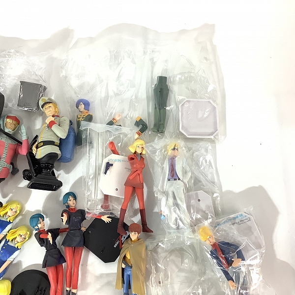 実際に弊社で買取させて頂いた【おまとめ】ガンダム ミニ フィギュア ガチャポン 他 アムロ/シャア/セイラ/ガルマ/フォウ/ロザミア 等の画像 2枚目