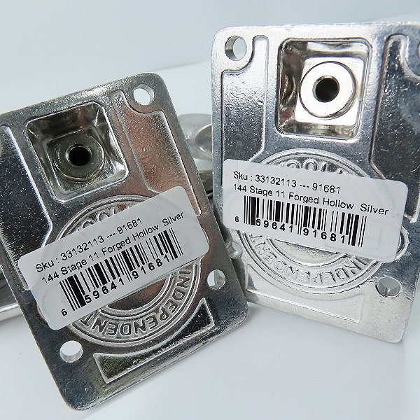 実際に弊社で買取させて頂いた(1)【未使用】INDEPENDENT/インディペンデント 144 STAGE 11 FORGED HOLLOW SILVER スケートボード トラックの画像 3枚目