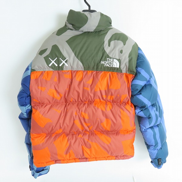 実際に弊社で買取させて頂いたTHE NORTH FACE × KAWS/ノースフェイス×カウズ 21AW Retro 1996 Nuptse Jacket/ヌプシジャケット NF0A7WLU/XSの画像 1枚目