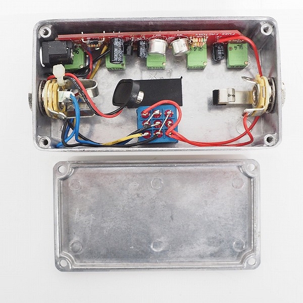 実際に弊社で買取させて頂いたZVEX/ジーベックス FUZZ FACTORY Vexter Series ファズ エフェクター【動作確認済】の画像 6枚目