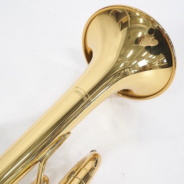実際に弊社で買取させて頂いた【美品】YAMAHA/ヤマハ YTR-1335/YTR1335 トランペット ゴールド ハードケース付の画像 3枚目