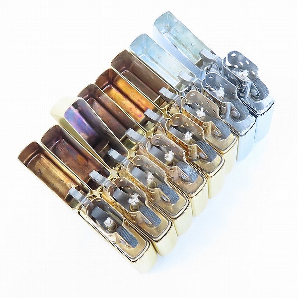 実際に弊社で買取させて頂いた【付属品完備】ZIPPO/ジッポー HARLEY DAVIDSON/ハーレーダビッドソン 歴史 85周年記念 ZIPPO 8個セット/イタヤの画像 4枚目