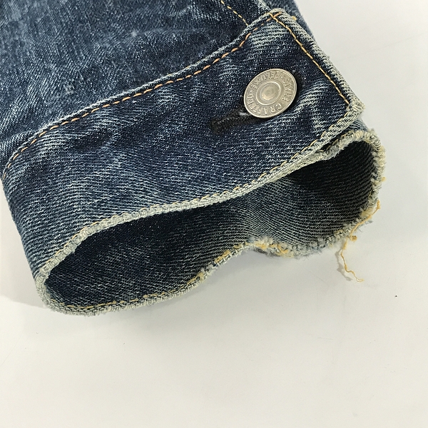 実際に弊社で買取させて頂いたEVISU/エヴィス 2nd デニムジャケットの画像 6枚目