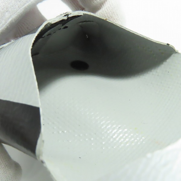 実際に弊社で買取させて頂いたFREITAG/フライターグ F233 PAT/パット カードケース ブラック/シルバーの画像 4枚目