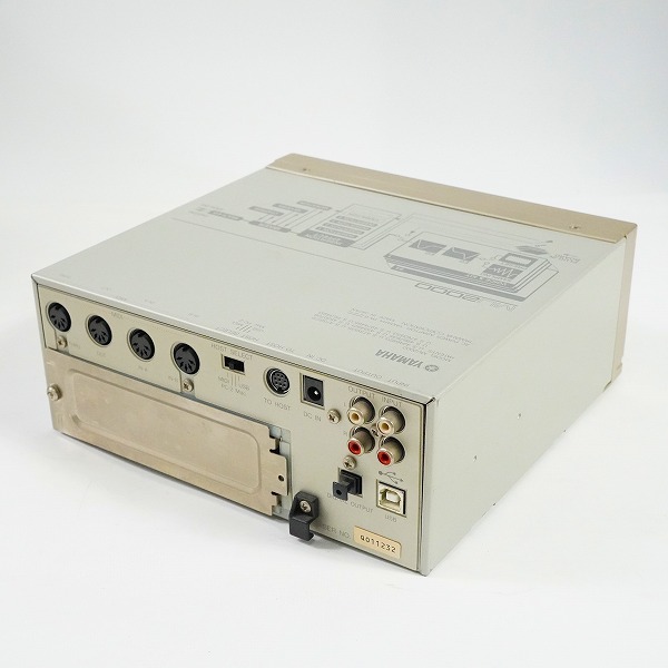 実際に弊社で買取させて頂いたYAMAHA/ヤマハ MU2000 DTM 音源モジュール 通電確認済みの画像 5枚目