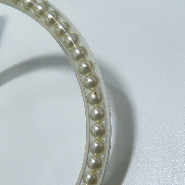 実際に弊社で買取させて頂いたCHANEL/シャネル チューブブレスレット フェイクパール  00 Sの画像 6枚目