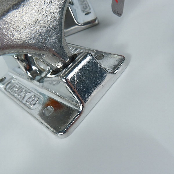 実際に弊社で買取させて頂いた(2)【未使用】INDEPENDENT/インディペンデント 139 Stage 11 Forged Hollow Silver Truck スケートボード トラックの画像 8枚目