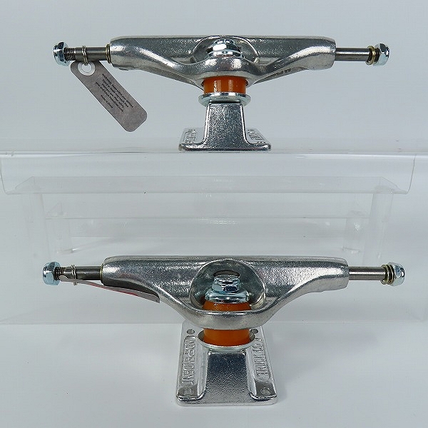 実際に弊社で買取させて頂いた(4)【未使用】INDEPENDENT/インディペンデント 139 Stage 11 Forged Hollow Silver Truck スケートボード トラックの画像 1枚目