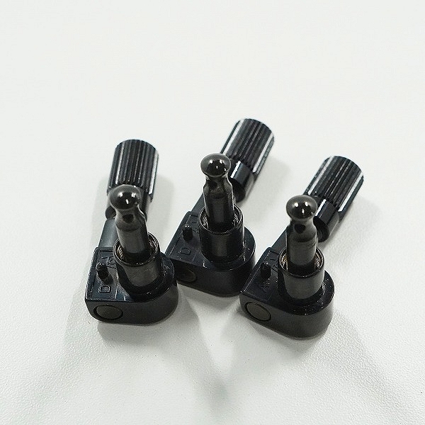 実際に弊社で買取させて頂いたGROVER/グローバー 型番不明 ブラック 3対3 ギター用 ペグ パーツの画像 2枚目