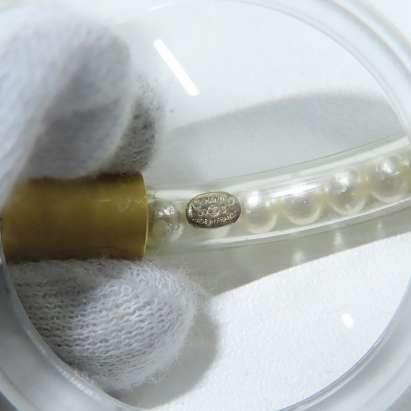 実際に弊社で買取させて頂いたCHANEL/シャネル チューブブレスレット フェイクパール  00 Sの画像 7枚目