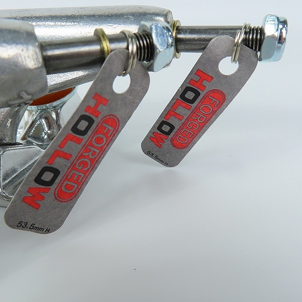 実際に弊社で買取させて頂いた(2)【未使用】INDEPENDENT/インディペンデント 139 Stage 11 Forged Hollow Silver Truck スケートボード トラックの画像 7枚目