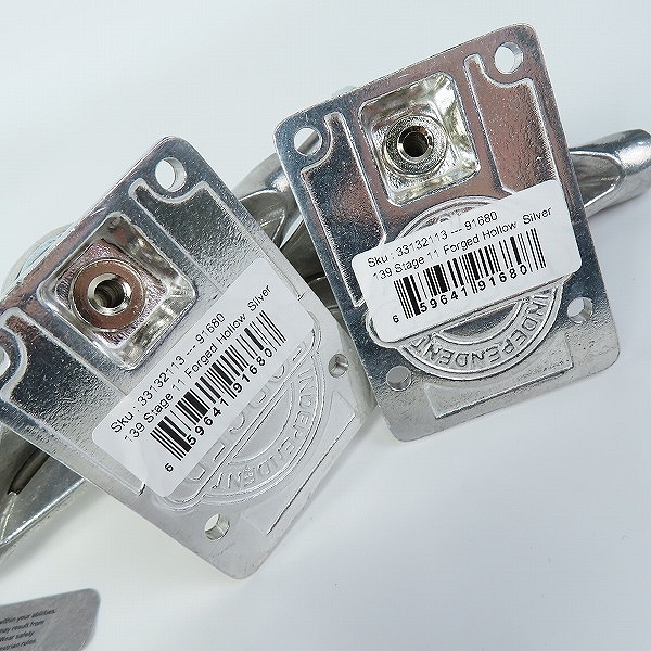 実際に弊社で買取させて頂いた(1)【未使用】INDEPENDENT/インディペンデント 139 Stage 11 Forged Hollow Silver Truck スケートボード トラックの画像 4枚目