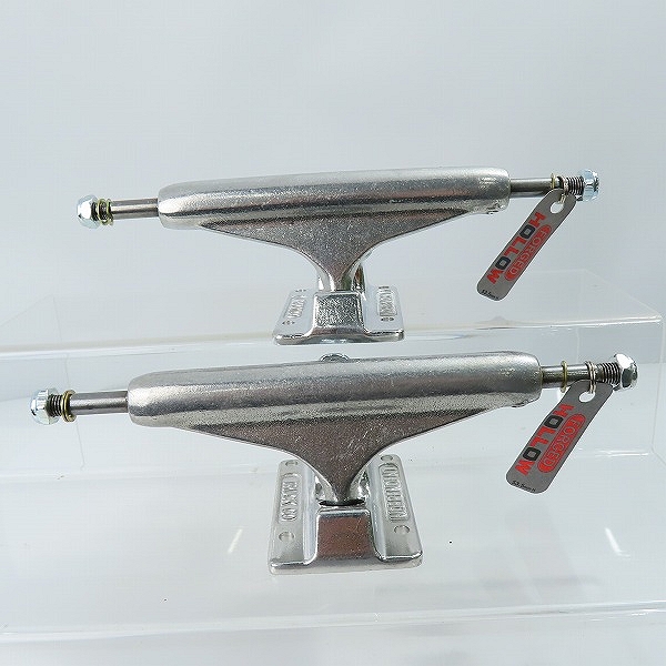 実際に弊社で買取させて頂いた(9)【未使用】INDEPENDENT/インディペンデント 144 STAGE 11 FORGED HOLLOW SILVER スケートボード トラックの画像 2枚目