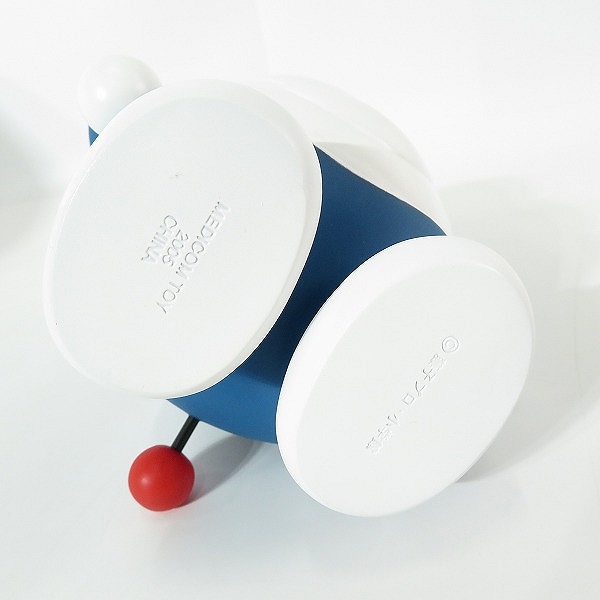 実際に弊社で買取させて頂いたMEDICOM TOY/メディコムトイ ヴァイナルコレクティブルドールズ ドラえもん 初登場版/フィギュアの画像 4枚目