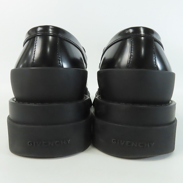 実際に弊社で買取させて頂いたGIVENCHY/ジバンシィ テラ モカシン 4Gロゴ レザーローファーシューズ SA 0292/40の画像 1枚目