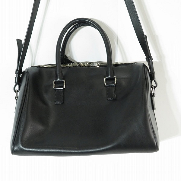 実際に弊社で買取させて頂いたSAINT LAURENT PARIS/サンローランパリ スタッズ ダッフル 2WAY ショルダーバッグ/ハンドバッグ の画像 1枚目