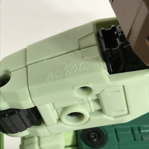 実際に弊社で買取させて頂いたTAKARA TOMY×atmos/タカラトミー×アトモス トランスフォーマー マスターピース サイバトロン総司令官 コンボイ MP-10DCの画像 4枚目