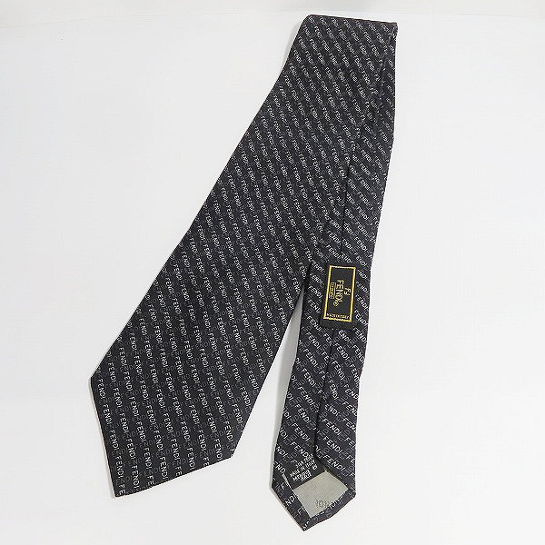 実際に弊社で買取させて頂いたFENDI/フェンディ 総柄ネクタイ/4点セットの画像 3枚目