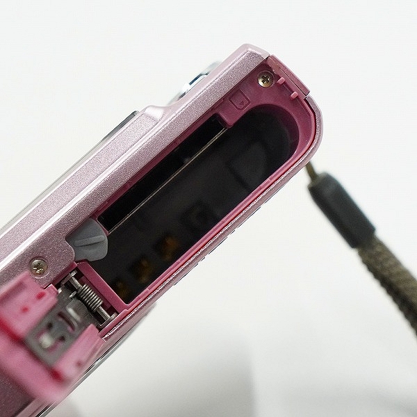 実際に弊社で買取させて頂いたCASIO/カシオ EXILIM EX-Z1050 コンパクトデジタルカメラ 簡易動作確認済みの画像 8枚目