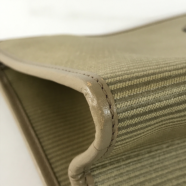 実際に弊社で買取させて頂いたYSL/YVES SAINT LAURENT/イブサンローラン オールド クラッチバッグ セカンドバッグ の画像 6枚目