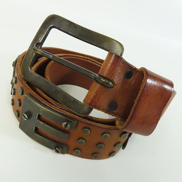 実際に弊社で買取させて頂いたDIESEL/ディーゼル イタリア製 スタッズ/ロゴ レザーベルト 90/36