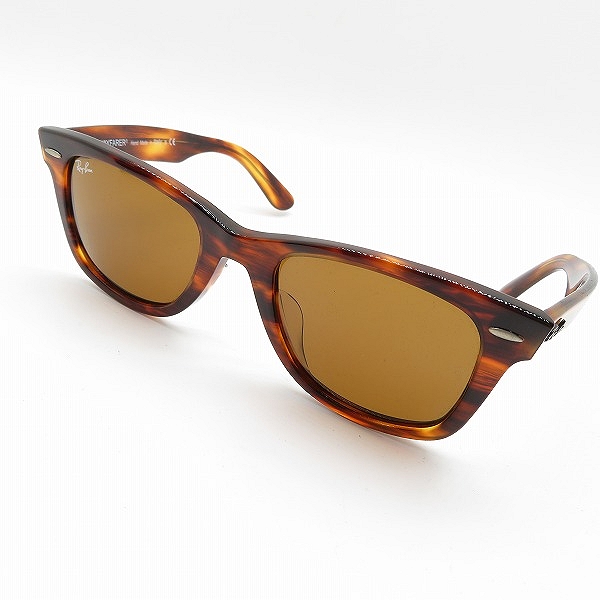 実際に弊社で買取させて頂いたRay-Ban/レイバン WAYFARER/ウェイファーラー サングラス/アイウェア RB2140-F 954