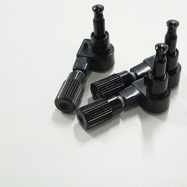 実際に弊社で買取させて頂いたGROVER/グローバー 型番不明 ブラック 3対3 ギター用 ペグ パーツの画像 6枚目