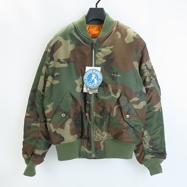 実際に弊社で買取させて頂いた【未使用】HYSTERIC GLAMOUR/ヒステリックグラマー WOMAN PIRATE/ガール プリント MA-1 フライト ジャケット 02223AB02/M