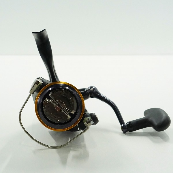 実際に弊社で買取させて頂いたDAIWA/ダイワ 00050525 16 REGAL 3000H リーガル スピニングリール 箱付きの画像 2枚目