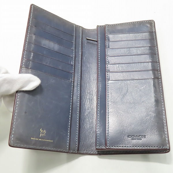 実際に弊社で買取させて頂いたcoach/コーチ 水牛レザー 55249B 二つ折り長財布 の画像 3枚目