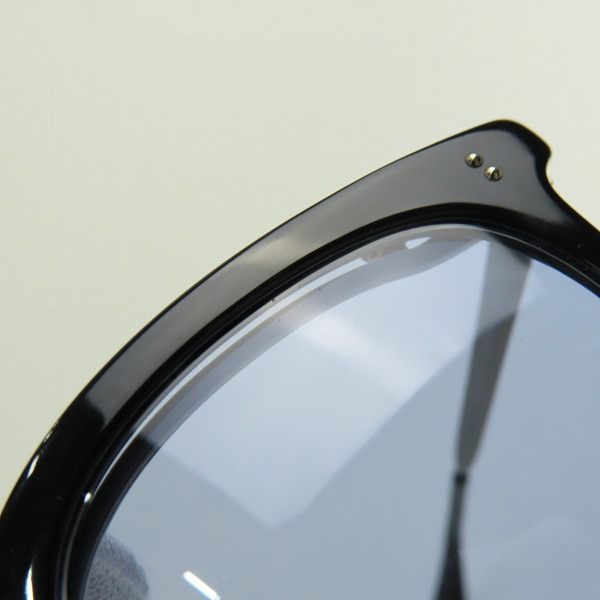 実際に弊社で買取させて頂いたOLIVER PEOPLES/オリバーピープルズ Mckinley/マッキンリー BK ボストン型跳ね上げタイプ サングラス/アイウェアの画像 7枚目