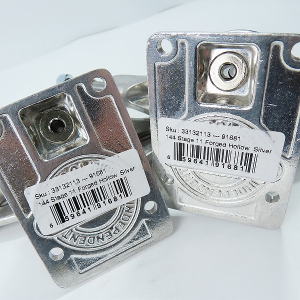 実際に弊社で買取させて頂いた(9)【未使用】INDEPENDENT/インディペンデント 144 STAGE 11 FORGED HOLLOW SILVER スケートボード トラックの画像 3枚目