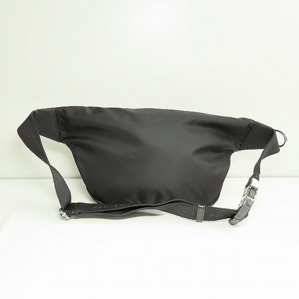 実際に弊社で買取させて頂いたGIVENCHY/ジバンシィ ナイロン エッセンシャル U ウエストバッグ BKU01ZK1D2-001の画像 1枚目