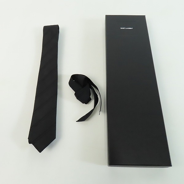 実際に弊社で買取させて頂いた【JPタグ】Saint laurent paris/サンローランパリ YSLロゴ総柄 ネクタイ 757431 3Y009の画像 6枚目