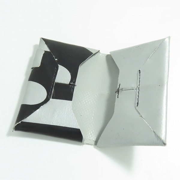 実際に弊社で買取させて頂いたFREITAG/フライターグ F233 PAT/パット カードケース ブラック/シルバーの画像 3枚目